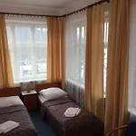 Czerwony Dwor Oda ve Kahvaltı Krynica Zdroj
