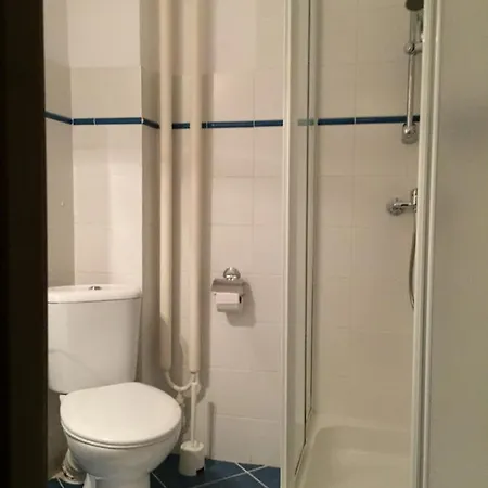 فندق مبيت وإفطار Czerwony Dwor كرينيتسا زدروي